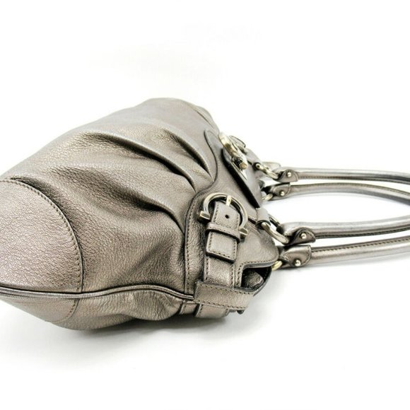 Authentic Salvatore Ferragamo Shoulder Bag Gancini Leather - Picture 2 of 9